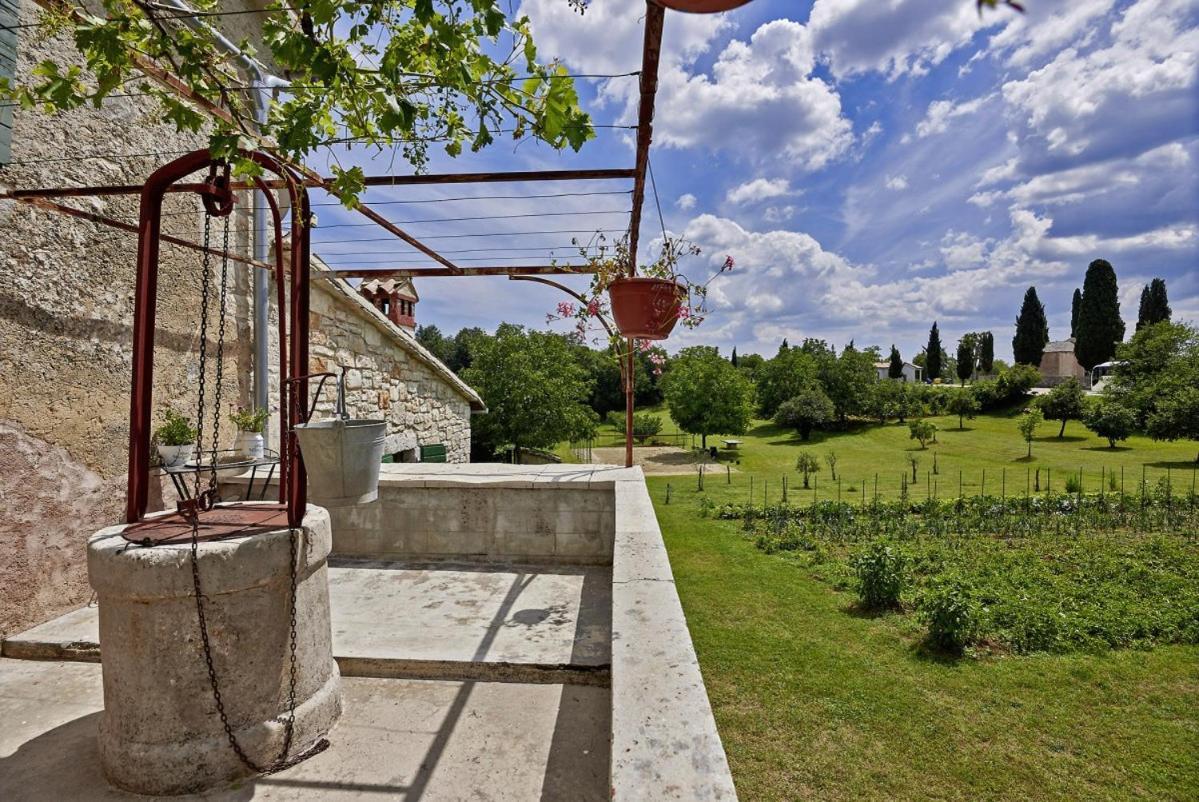 Stara Hiza In Sveti Petar U Sumi Villa Exterior photo