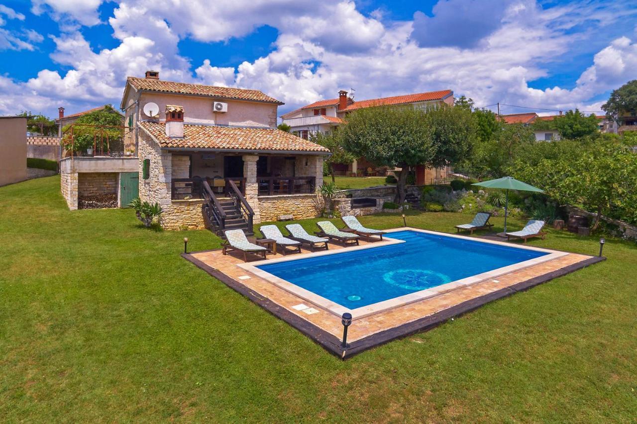 Stara Hiza In Sveti Petar U Sumi Villa Exterior photo